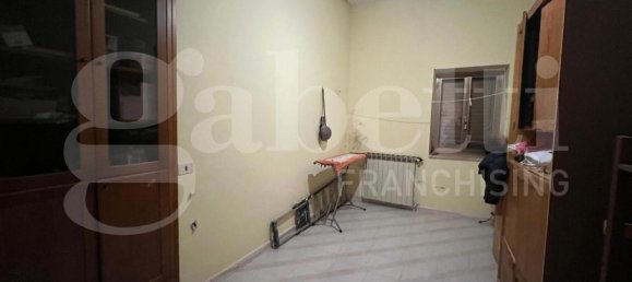 7 rooms House in Alvignano, Italy No. 14897 13