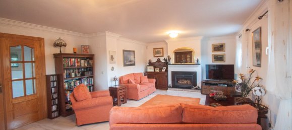 Villa de 4 dormitorios en Estepona, Spain No. 137148 26