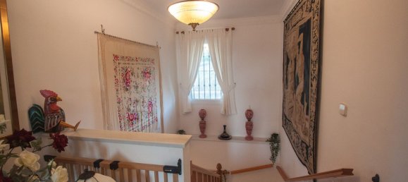 Villa de 4 dormitorios en Estepona, Spain No. 137148 5