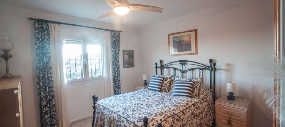 Villa de 4 dormitorios en Estepona, Spain No. 137148 9