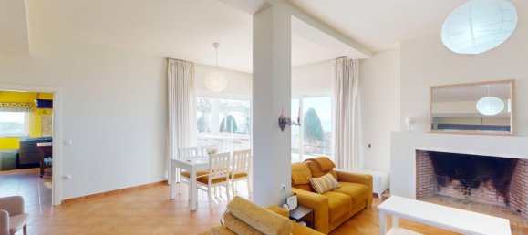 3 bedrooms Villa in Malaga, Spain No. 55133 14