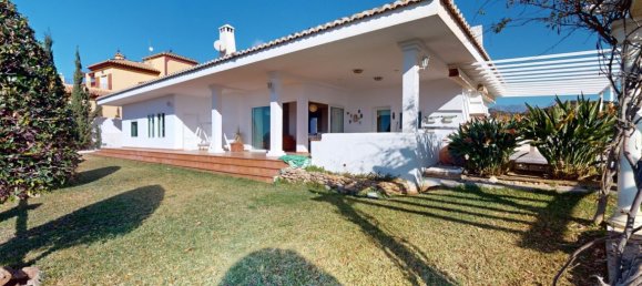 3 bedrooms Villa in Malaga, Spain No. 55133 3