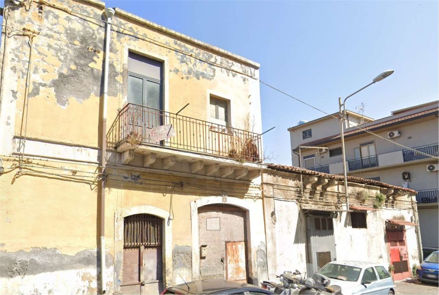 Gebäude in Catania, Italy 215m², Nr. 52010