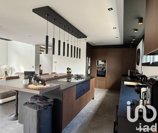 4 Schlafzimmer Haus in Nord, France, Nr. 279244