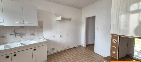 2 bedrooms Townhouse in Aubigny-sur-Nere, France No. 43835 2