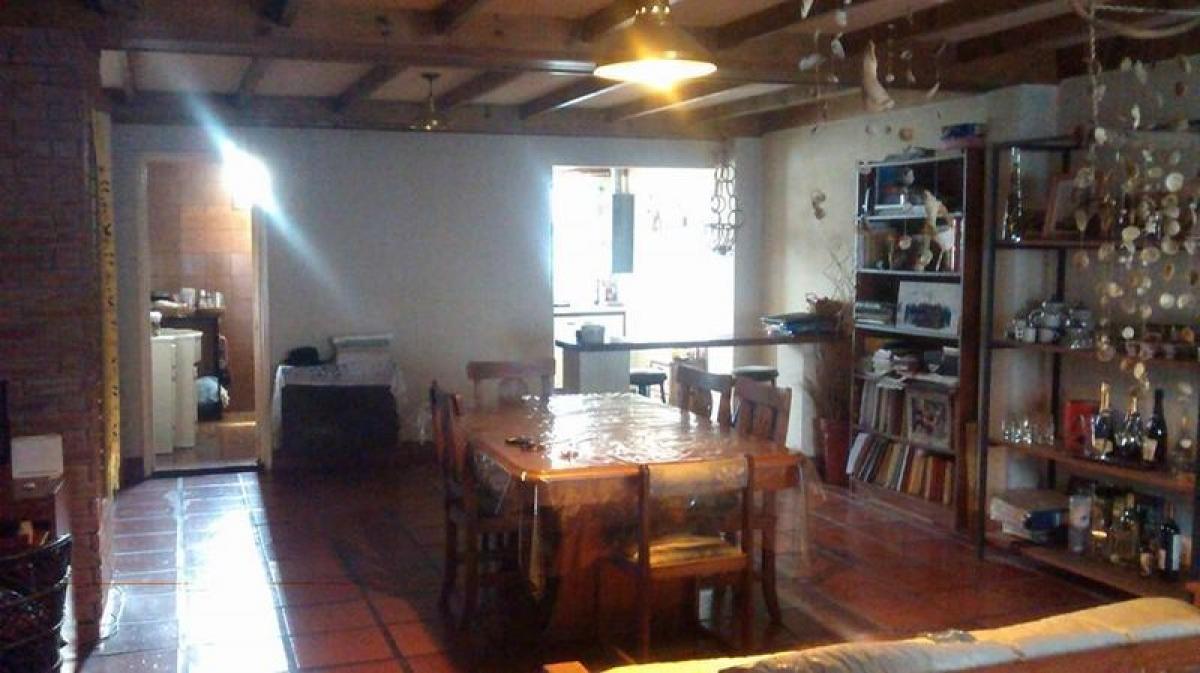 2 bedrooms House in Mar del Plata, Argentina No. 96680