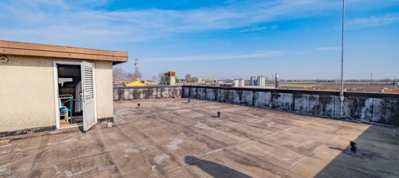 4 Schlafzimmer Wohnung in Jesolo, Italy, Nr. 323333 16