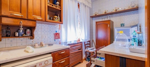 4 Schlafzimmer Wohnung in Jesolo, Italy, Nr. 323333 7