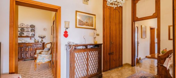 4 Schlafzimmer Wohnung in Jesolo, Italy, Nr. 323333 2