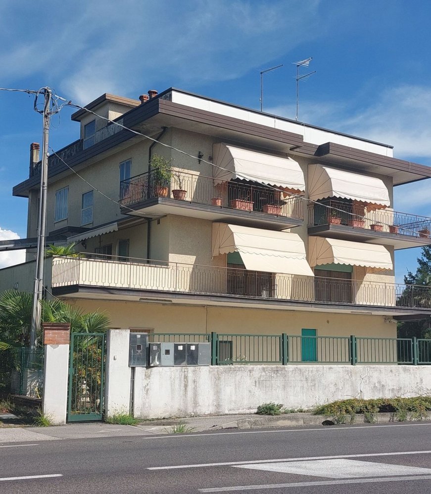 4 Schlafzimmer Wohnung in Jesolo, Italy, Nr. 323333