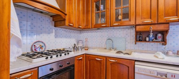 4 Schlafzimmer Wohnung in Jesolo, Italy, Nr. 323333 6