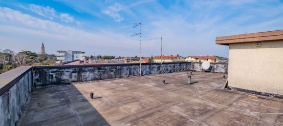 4 Schlafzimmer Wohnung in Jesolo, Italy, Nr. 323333 17