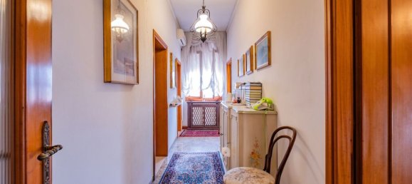 4 Schlafzimmer Wohnung in Jesolo, Italy, Nr. 323333 8