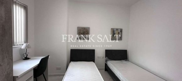 2 bedrooms Penthouse in Victoria, Malta No. 6142 13