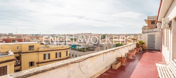 5 bedrooms Penthouse in Rome, Italy No. 127230 18