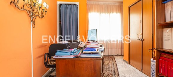 5 bedrooms Penthouse in Rome, Italy No. 127230 3