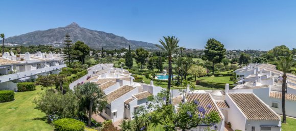2 bedrooms Penthouse in Marbella, Spain No. 113410 19