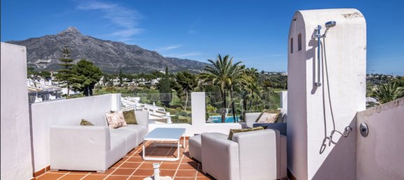 2 bedrooms Penthouse in Marbella, Spain No. 113410 3