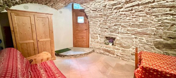 2 rooms House in Casteldelfino, Italy No. 5094 17