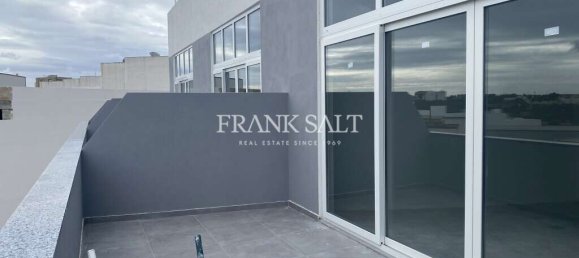  Factory in Qormi, Malta No. 13178 4