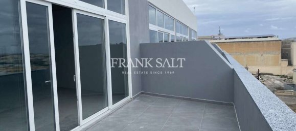  Factory in Qormi, Malta No. 13178 5