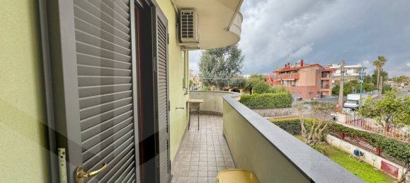 3 rooms Duplex in Castello di Cisterna, Italy No. 23042 4