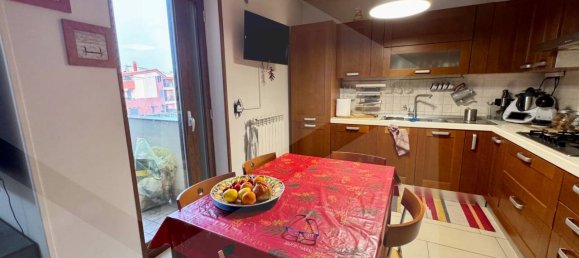 3 rooms Duplex in Castello di Cisterna, Italy No. 23042 5