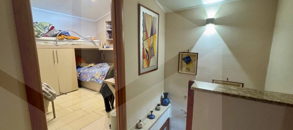 3 rooms Duplex in Castello di Cisterna, Italy No. 23042 12