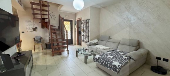 3 rooms Duplex in Castello di Cisterna, Italy No. 23042 2