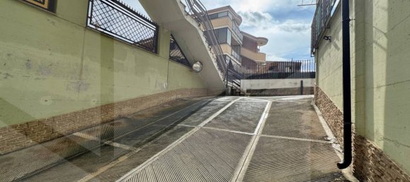 3 rooms Duplex in Castello di Cisterna, Italy No. 23042 23