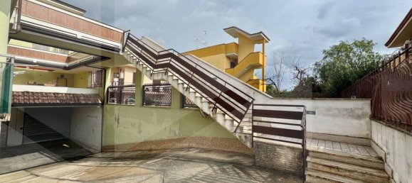 3 rooms Duplex in Castello di Cisterna, Italy No. 23042 25