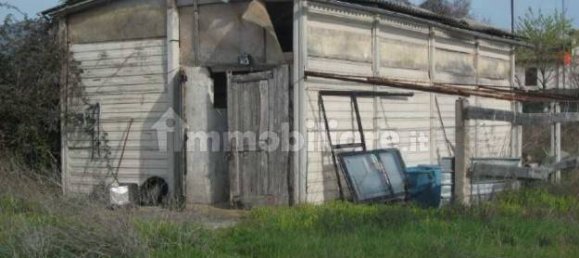 Коммерческая недвижимость с 5 комнатами в Сполето, Италия № 353387 44