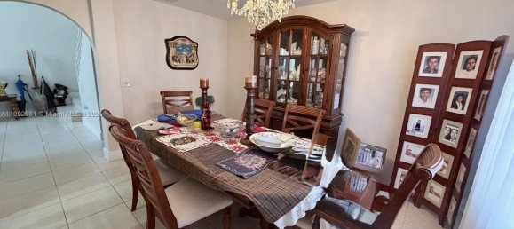 4 غرف نوم فيلا في Miami, USA رقم 614204 4