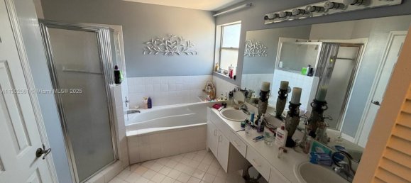 4 غرف نوم فيلا في Miami, USA رقم 614204 17