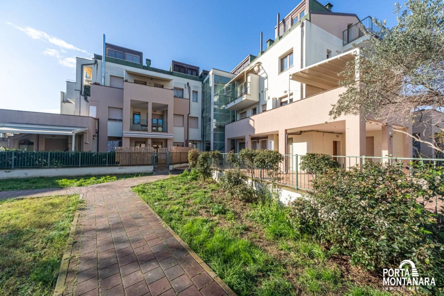 2 Schlafzimmer Wohnung in Rimini, Italy, Nr. 333125