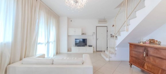 2 Schlafzimmer Wohnung in Rimini, Italy, Nr. 333125 8