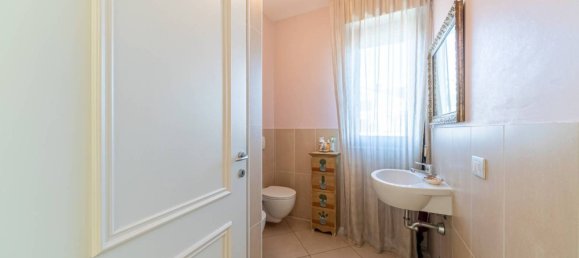 2 Schlafzimmer Wohnung in Rimini, Italy, Nr. 333125 9