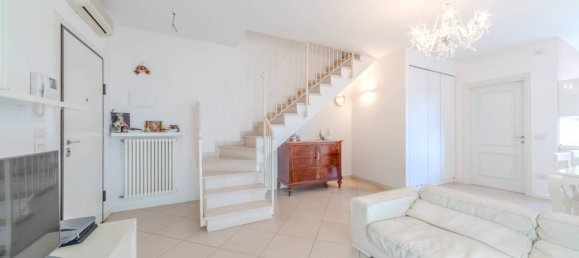 2 Schlafzimmer Wohnung in Rimini, Italy, Nr. 333125 11