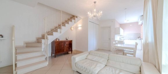 2 Schlafzimmer Wohnung in Rimini, Italy, Nr. 333125 4