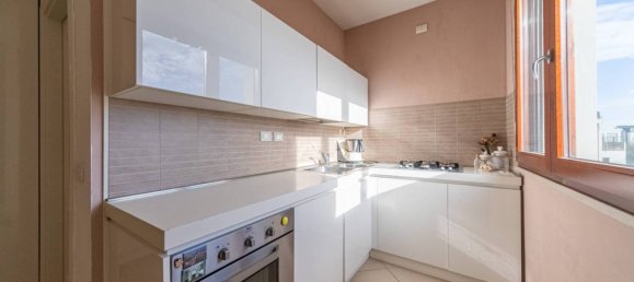 2 Schlafzimmer Wohnung in Rimini, Italy, Nr. 333125 6