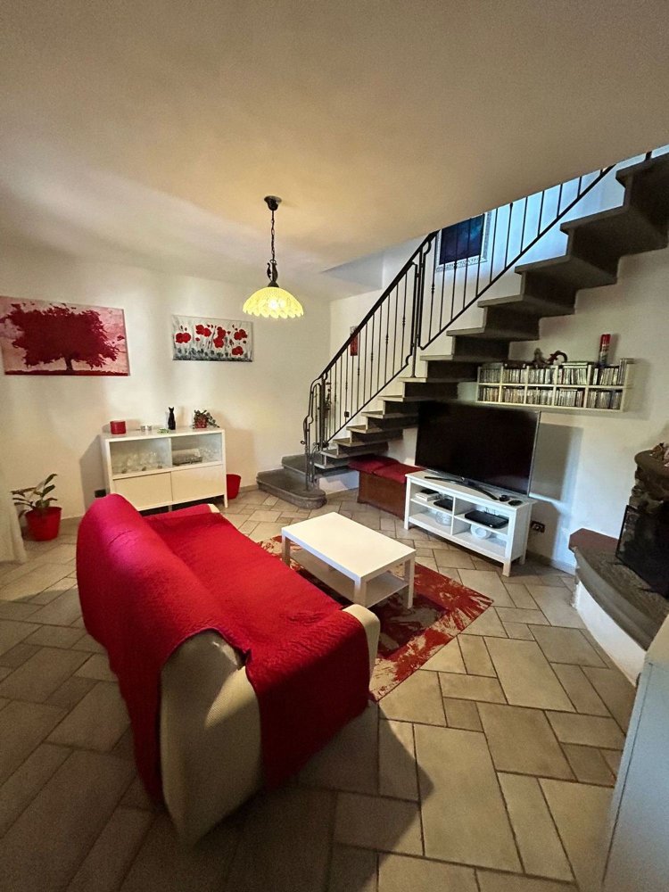 5 rooms House in Massarosa, Italy No. 100414