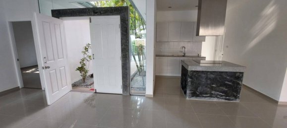3 Schlafzimmer Villa in Pattaya, Thailand, Nr. 82678 9