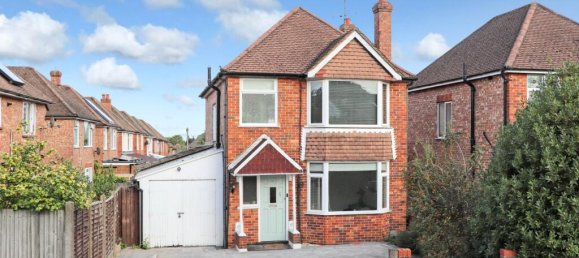 3 bedrooms House in Guildford, United Kingdom No. 13790 12