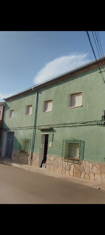 3 bedrooms House in Teruel, Spain No. 159856