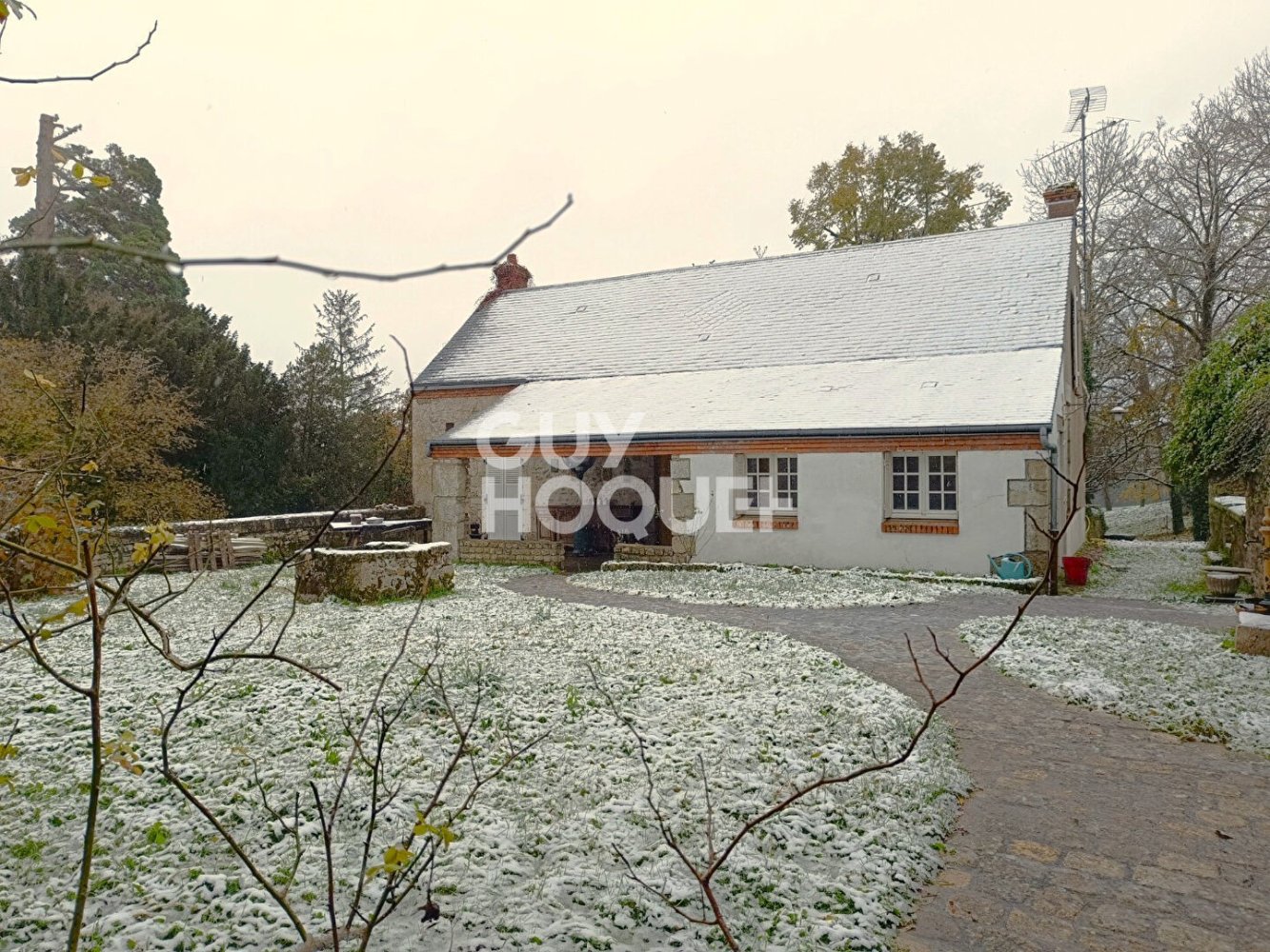 Casa de 3 dormitorios en Escrennes, France No. 209867