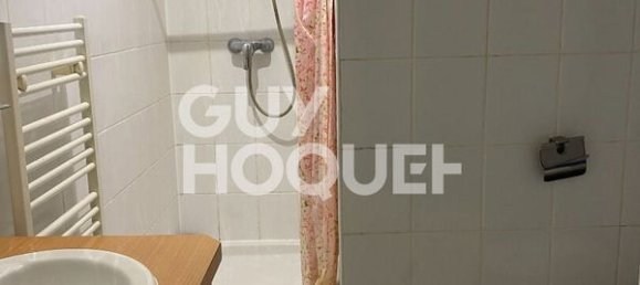 1 bedroom Apartment in Seine-Saint-Denis, France No. 177947 5