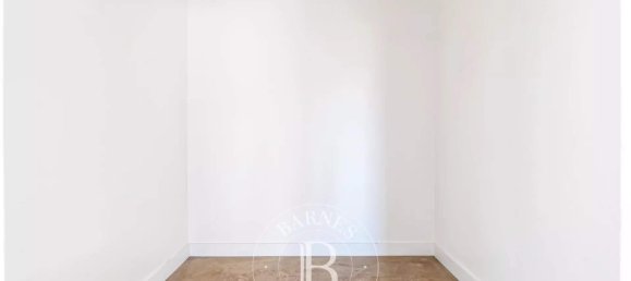 Квартира с 2 спальнями в Нёйи-сюр-Сен, Франция № 326700 11