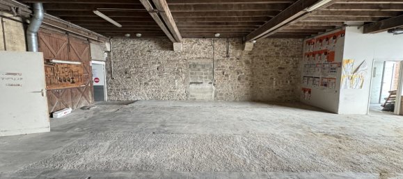 458m² Building in Vannes, France No. 274276 6