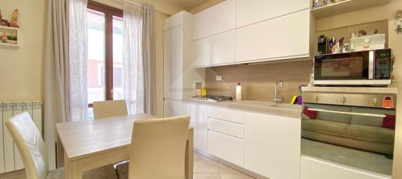 2 rooms Apartment in Rome, Italy No. 296440 18