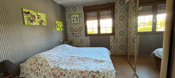 2 bedrooms House in Manche, France No. 358730 8